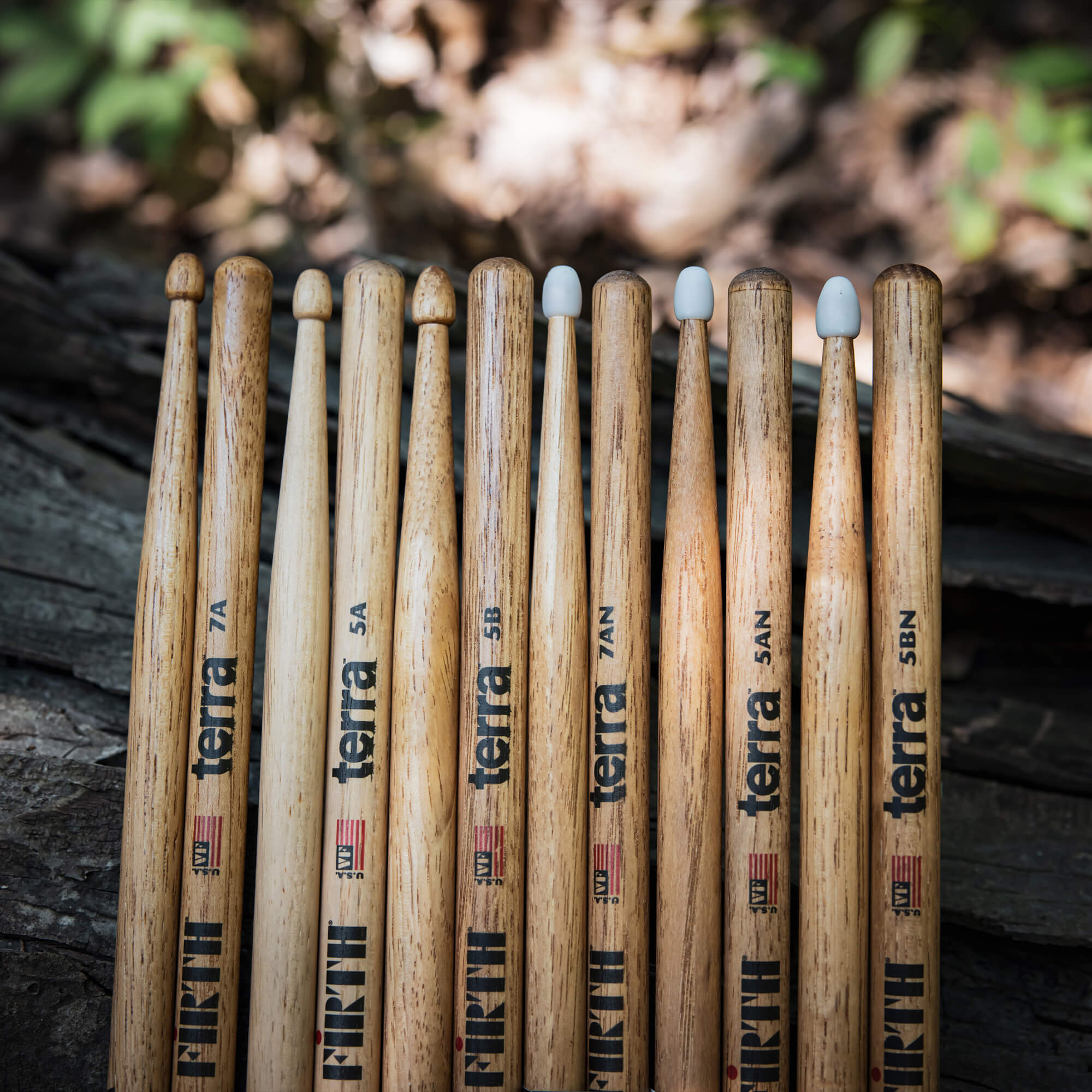 vic-firth-terra-7at-baguettes-batterie-hickory-pack-4-paires image 7