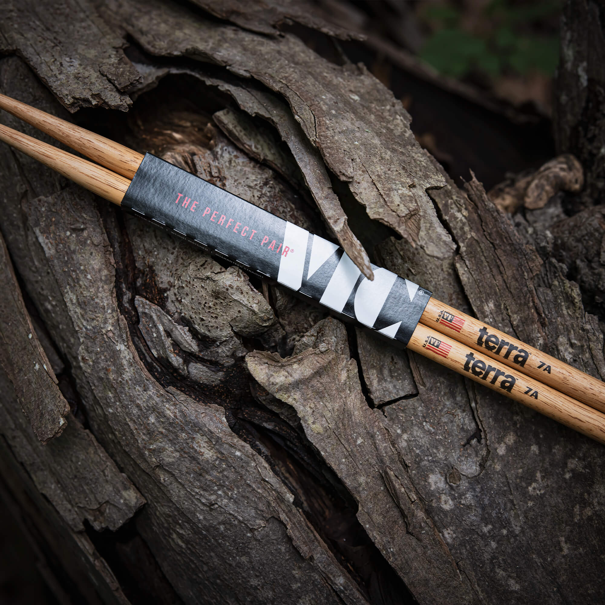 vic-firth-terra-7at-baguettes-batterie-hickory-pack-4-paires image 5