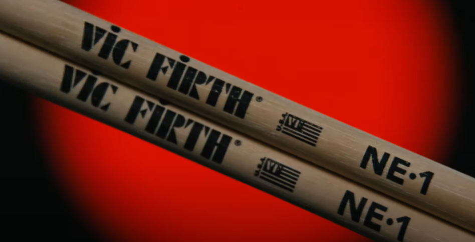 vic-firth-american-classic-ne1-mike-johnston-baguettes-batterie image 8