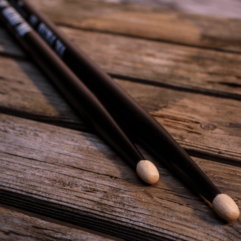 vic-firth-american-classic-5a-baguettes-batterie-noires-olive-bois image 8