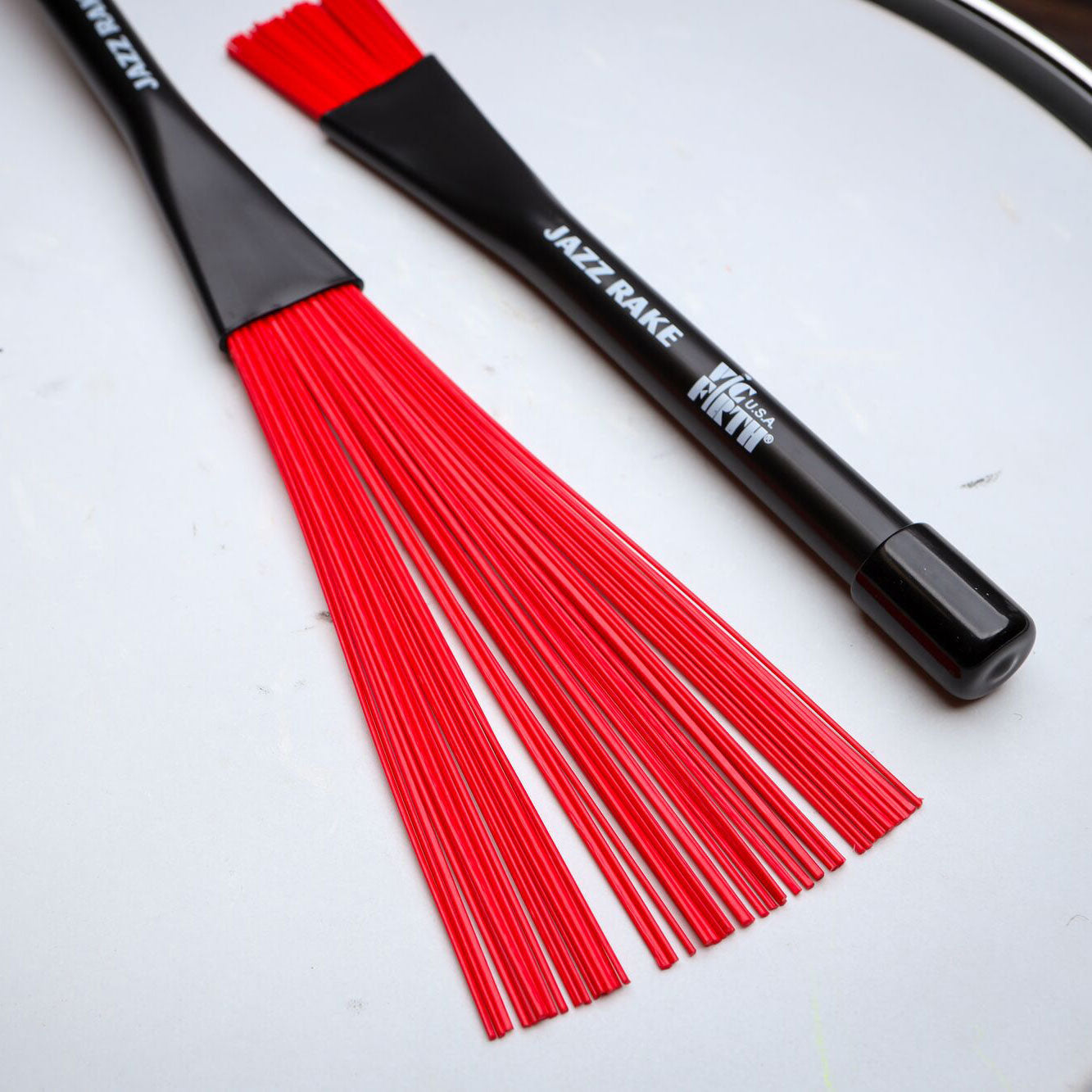 vic-firth-brushes-jazz-rake-balais-batterie-r-tractable image 8