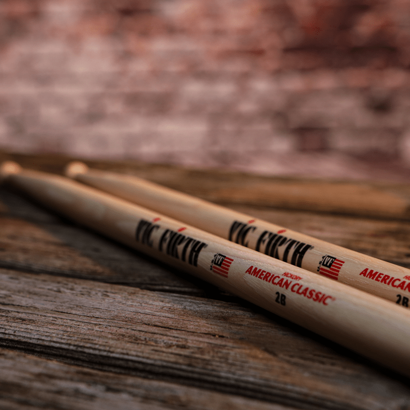 vic-firth-american-classic-2b-baguettes-batterie-hickory image 5